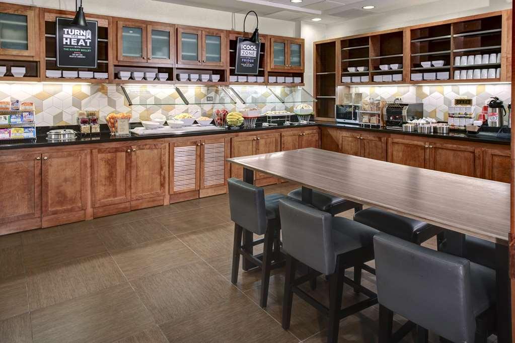 Hyatt Place Mystic Restaurant photo